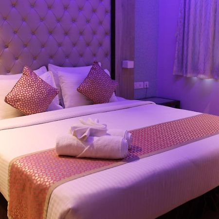 Npg Hotel Bangalore Just 10 Mins Drive From The Kempegowda International Airport Kültér fotó