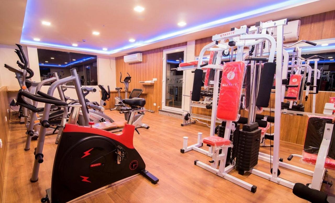 Npg Hotel Bangalore Just 10 Mins Drive From The Kempegowda International Airport Kültér fotó
