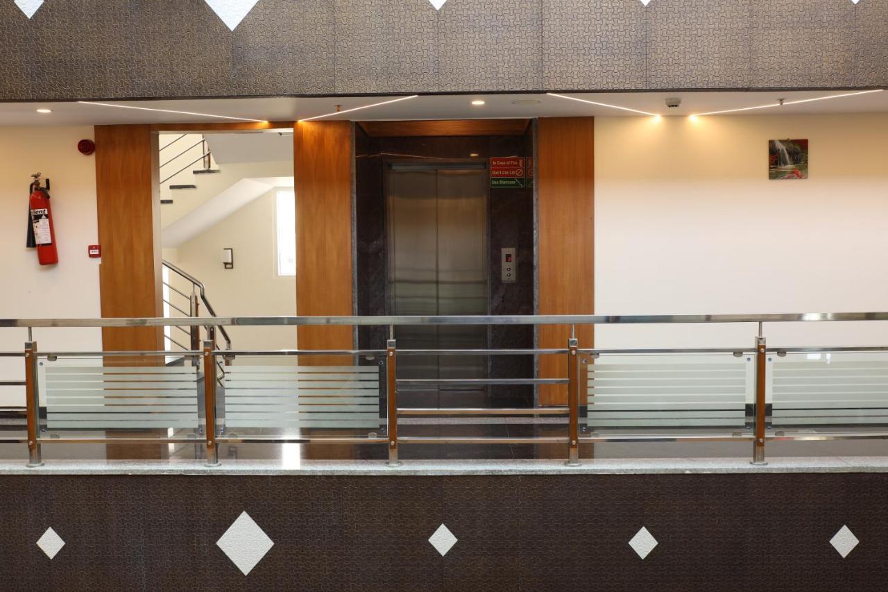 Npg Hotel Bangalore Just 10 Mins Drive From The Kempegowda International Airport Kültér fotó